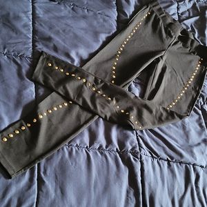 Nicki Minaj leggings